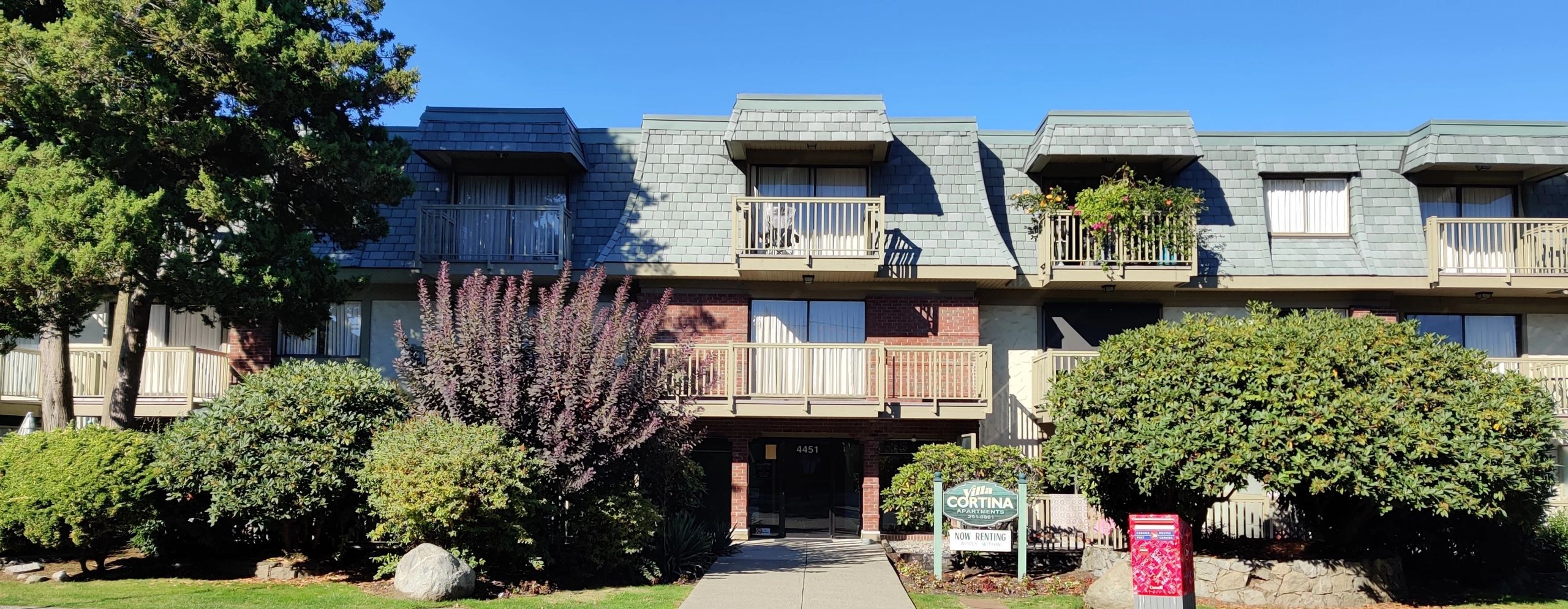 Villa Torino & Villa Cortina Apartments Apartments, Burnaby, Rent